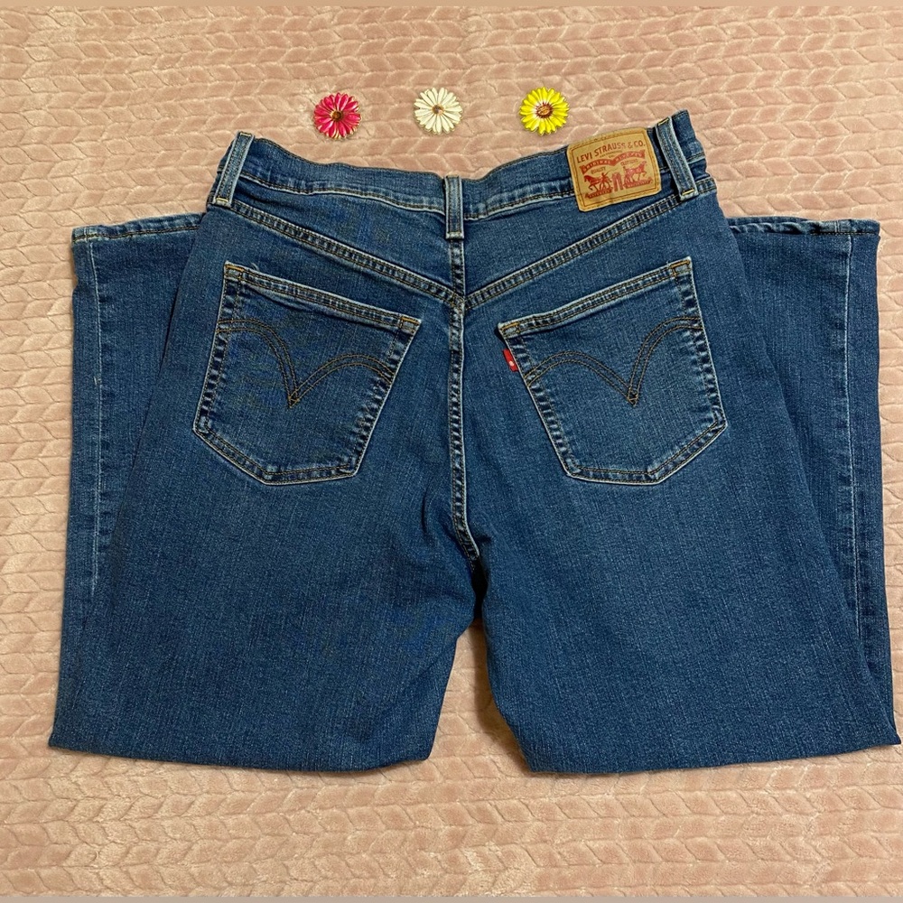 Levi's Ribcage Straight Jeans Size 32 Medium Wash